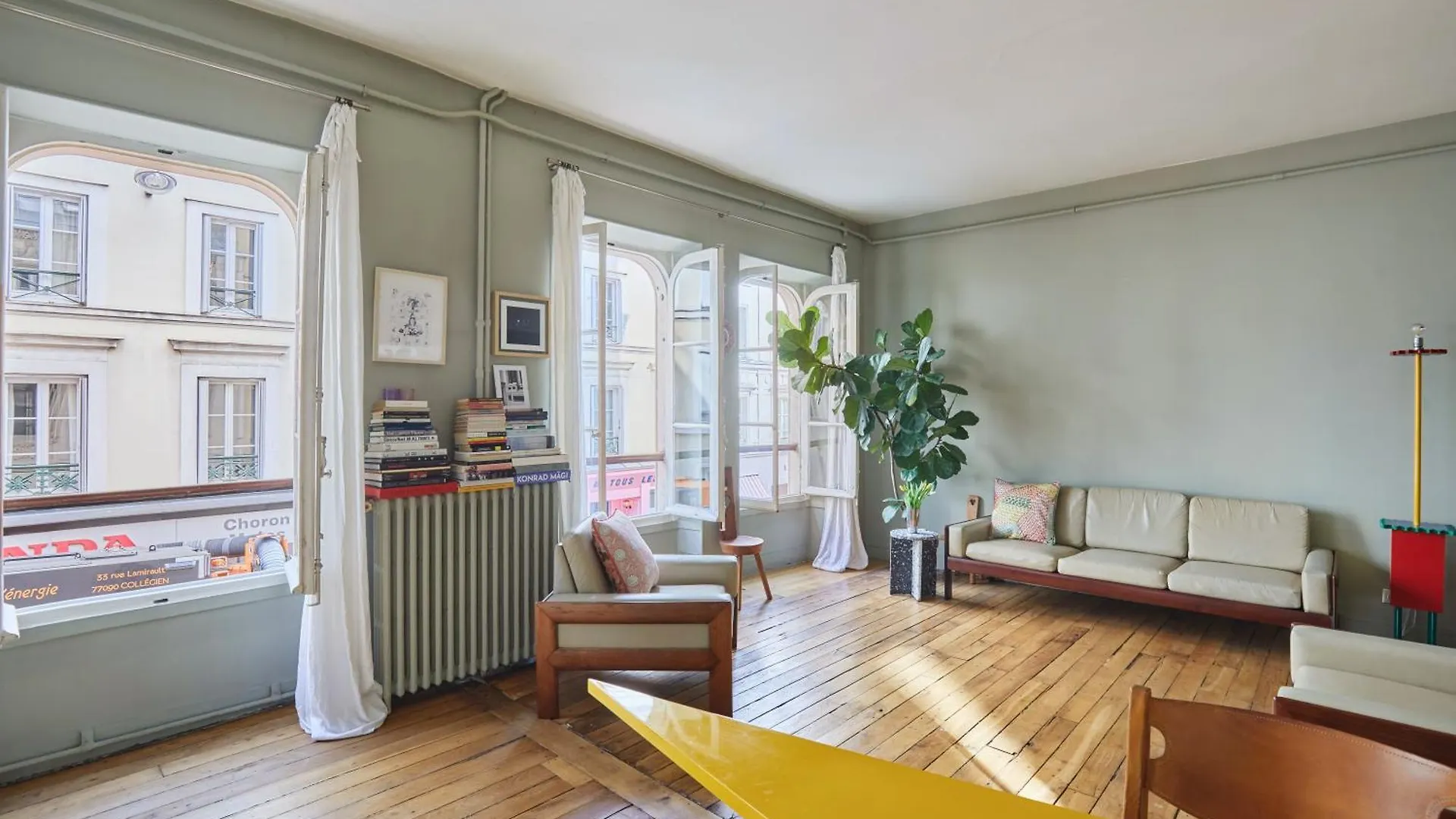 Charming 1br Rue Des Martyrs * Paris